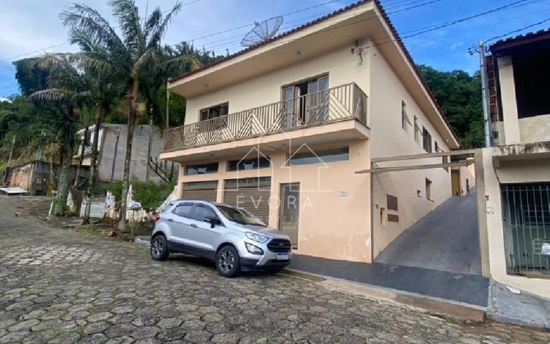 Casa em Monte Sião