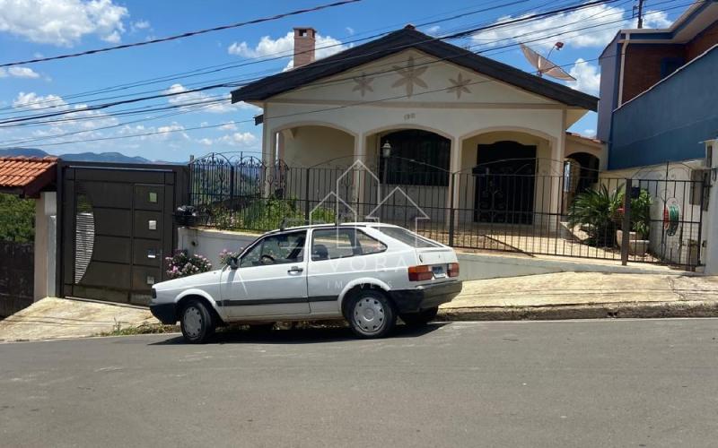 Casa em Águas de Lindóia